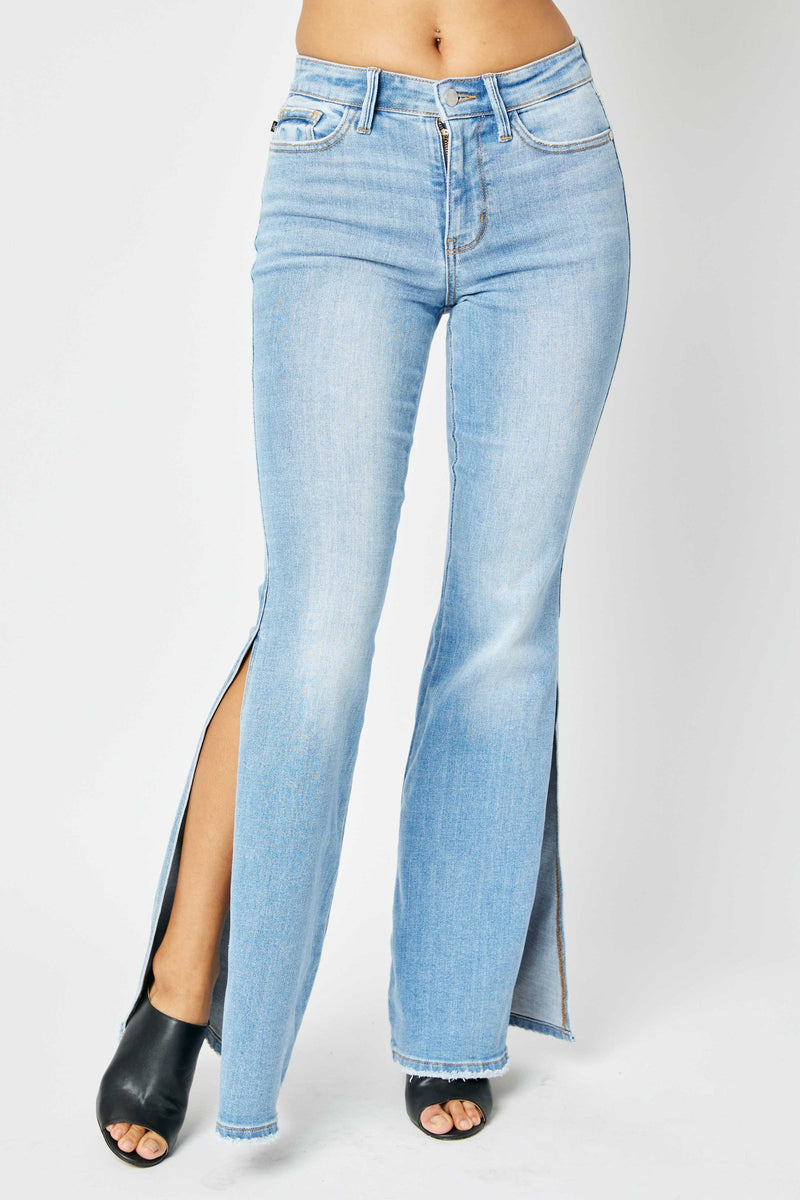 Judy Blue Mid Rise Jean, Evergreen Boutique