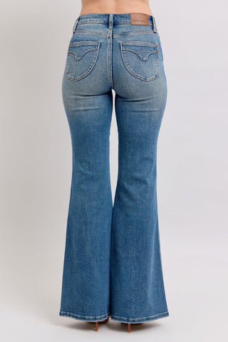 Judy Blue Mid Rise Tummy Control Vintage Wash & Back Shield Pockets Flare Denim Jeans 88934