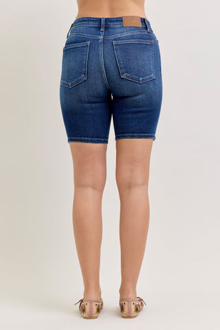 Judy Blue Mid Rise Bermuda Denim Short 152108