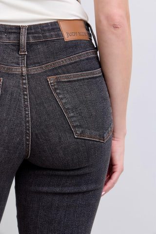 Judy Blue Mid Rise Tummy Control Slim Denim Jeans 88902