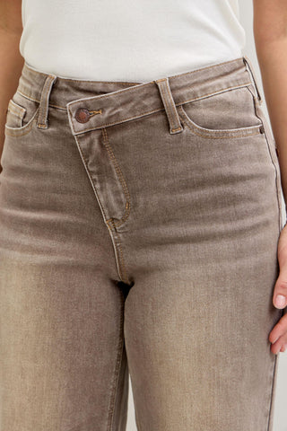 Judy Blue High Waist Retro Yarn Dyed Clay Criss-Cross Waistband Wide Leg Denim Jeans 881031