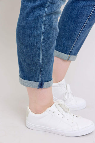 Judy Blue Mid Rise Vintage Wash Boyfriend Denim Jeans 82662