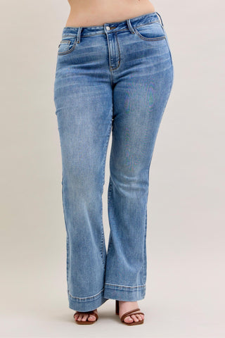Judy Blue Mid Rise Flare Denim Jeans 82676