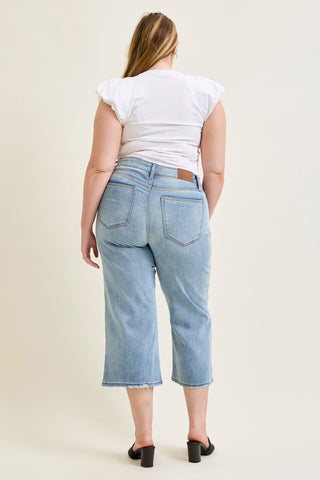 Judy Blue Mid Rise Wide Leg Crop Denim Jeans 82690