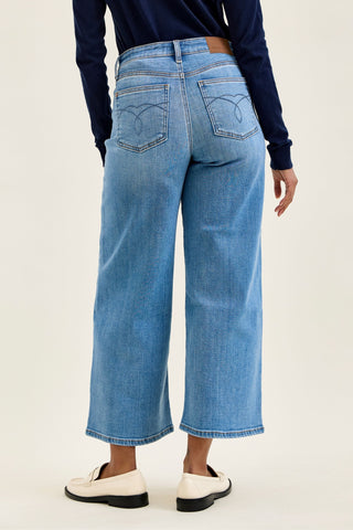 Judy Blue Mid Rise Claudia Ankle Wide Leg Denim Jeans 82738