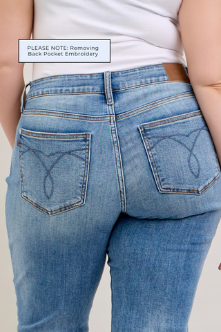 Judy Blue Mid Rise Boyfriend Denim Jeans 82703