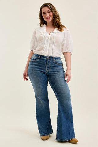 Judy Blue Mid Rise Triple Needle Pockets & Bandana Loop Jaqueline Flare Denim Jeans 82726