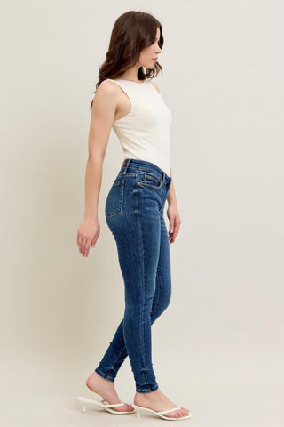 Judy Blue Mid Rise Handsand Skinny Denim Jeans 82252