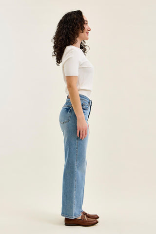 Judy Blue Mid Rise Tummy Control Vintage Wash Straight Denim Jeans 88943 - Petite