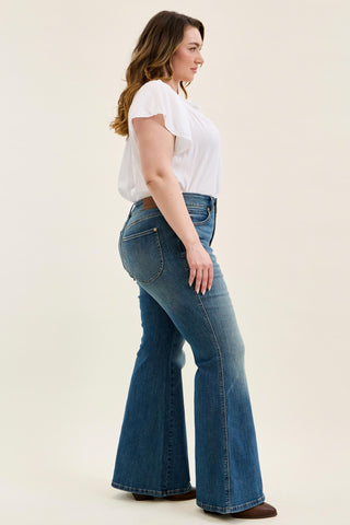 Judy Blue High Waist Tummy Control Jaqueline Flare Denim Jeans 881125