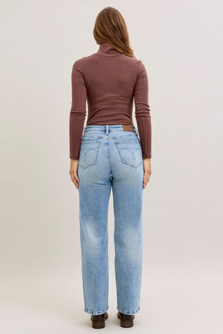 Judy Blue Mid Rise Rigid Magic Destroy Straight Denim Jeans 881060