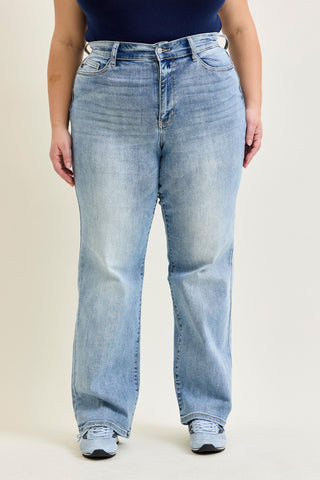 Judy Blue High Waist Light Wash Straight Denim Jeans 82501