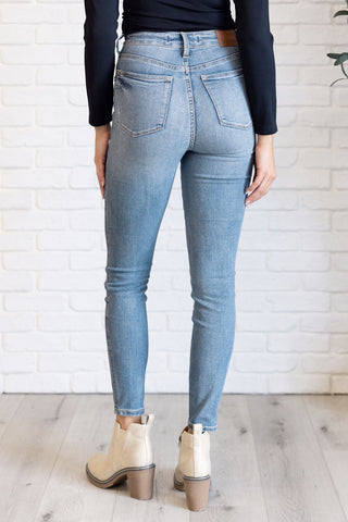 Judy Blue Justine High Rise Control Top Contrast Wash Skinny Jeans - Exclusive