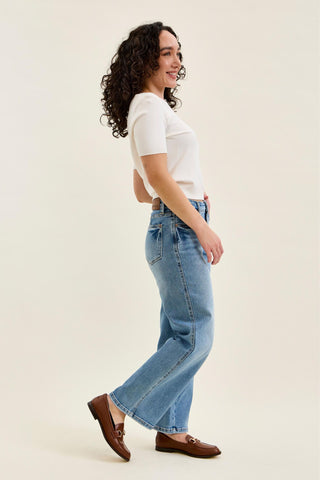Judy Blue Mid Rise Tummy Control Vintage Wash Straight Denim Jeans 88943 - Petite