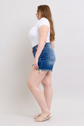 Judy Blue Mid Rise Double Button Destroyed Dad Denim Short 152103