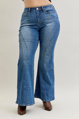 Judy Blue Mid Rise Jaqueline Double Angle Seam Flare Denim Jeans 881014