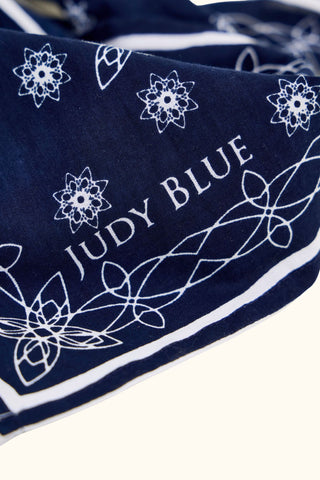 Judy Blue Mid Rise Bandana Loop Boyfriend Denim Jeans 82723