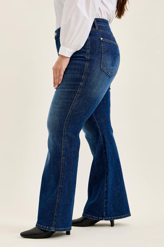 Judy Blue High Waist Tummy Control Charlotte Flare Denim Jeans 881188
