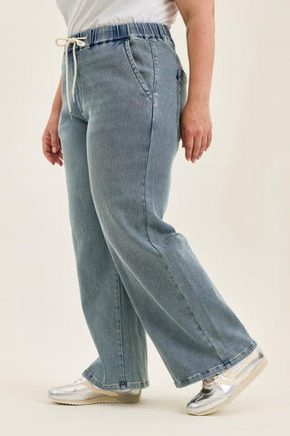Judy Blue High Waist Aged Stone Knit Wilhelmina Baggy Denim Jeans 881127