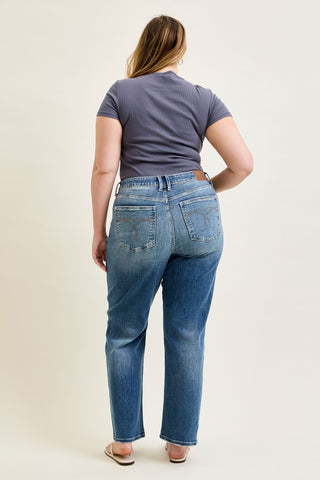 Judy Blue Mid Rise Straight Denim Jeans 82719
