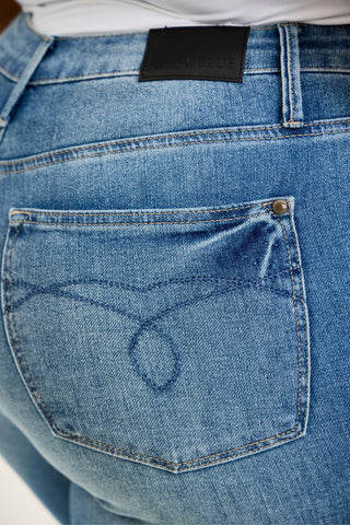 Judy Blue Mid Rise Tummy Control Release Hem Slim Bootcut Denim Jeans 881056