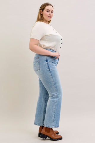 Judy Blue Mid Rise Rigid Magic Destroy Straight Denim Jeans 881060