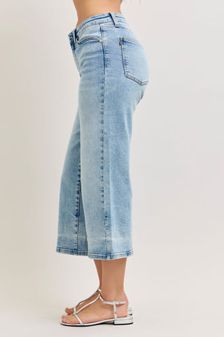 Judy Blue Mid Rise Wide Leg Crop Denim Jeans 881106