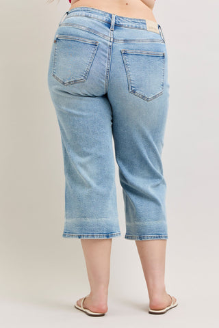 Judy Blue Mid Rise Wide Leg Crop Denim Jeans 881106