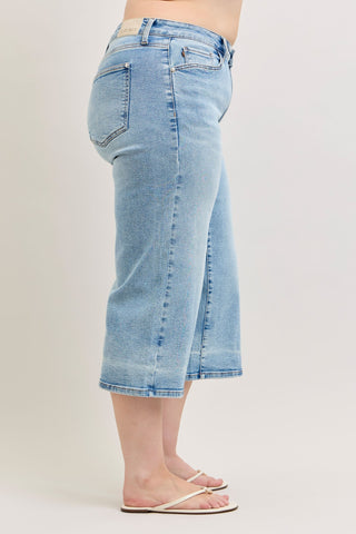 Judy Blue Mid Rise Wide Leg Crop Denim Jeans 881106