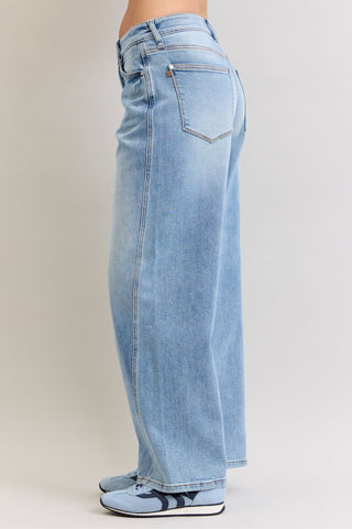 Judy Blue High Waist Wilhemina Rigid Magic Twisted Side Seam Denim Jeans 881013