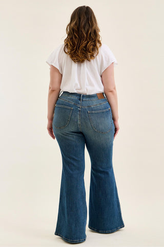 Judy Blue High Waist Tummy Control Jaqueline Flare Denim Jeans 881125