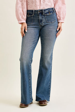 Judy Blue Mid Rise Front Flap Pocket Flare Denim Jeans 881113
