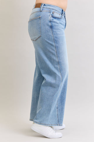 Judy Blue High Waist Wilhemina Rigid Magic Twisted Side Seam Denim Jeans 881013