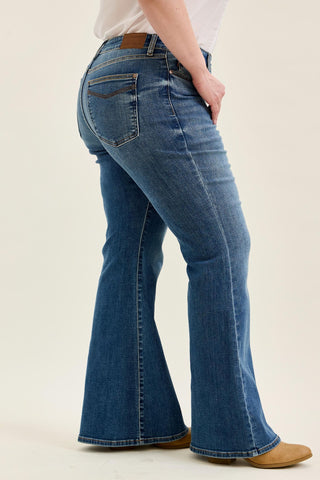 Judy Blue Mid Rise Triple Needle Pockets & Bandana Loop Jaqueline Flare Denim Jeans 82726