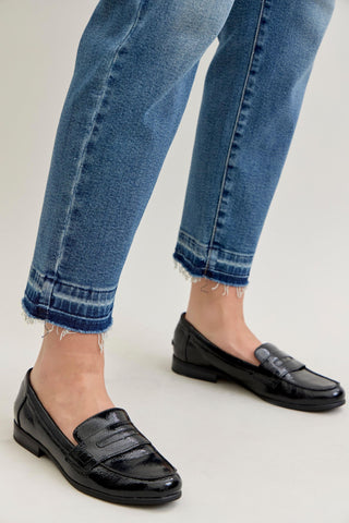 Judy Blue Mid Rise Patch & Repair Destroy Release Hem Boyfriend Denim Jeans 881045