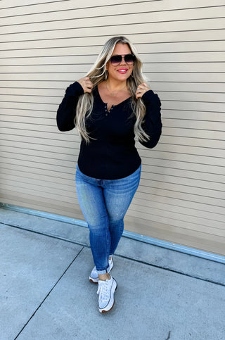 Blakeley Brooklyn Snap Henley in Five Colors