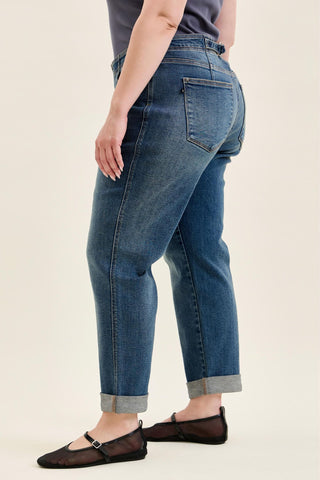 Judy Blue Mid Rise Adjustable Back Tab Hollywood Waist Boyfriend Denim Jeans 82731