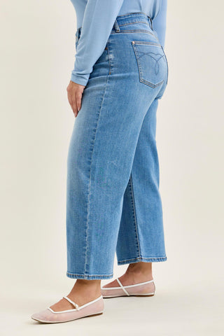 Judy Blue Mid Rise Claudia Ankle Wide Leg Denim Jeans 82738