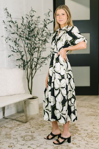 GiGio Art Show Puff Sleeve Midi Dress