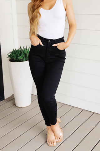 Judy Blue Audrey High Rise Control Top Classic Skinny Jeans in Black - Exclusive