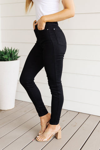 Judy Blue Audrey High Rise Control Top Classic Skinny Jeans in Black - Exclusive