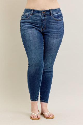 Judy Blue Mid Rise Handsand Skinny Denim Jeans 82252