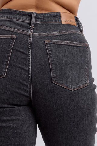 Judy Blue Mid Rise Tummy Control Slim Denim Jeans 88902