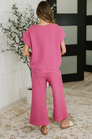 See and Be Seen Can't Quit You Cropped Flair Bottoms in Magenta