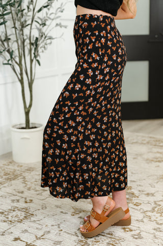 Blu Pepper Crisp Kiss Midi Skirt in Rust, White and Black