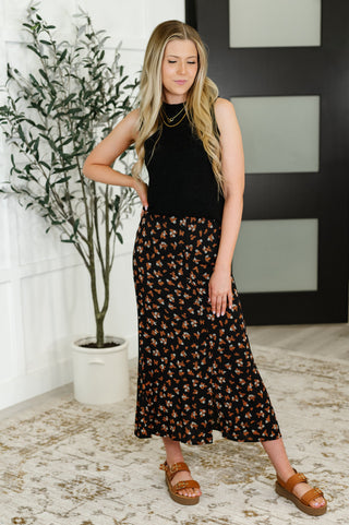 Blu Pepper Crisp Kiss Midi Skirt in Rust, White and Black