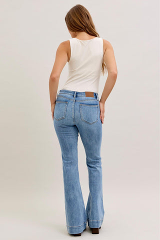 Judy Blue Mid Rise Flare Denim Jeans 82676