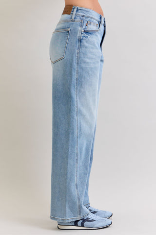 Judy Blue High Waist Wilhemina Rigid Magic Twisted Side Seam Denim Jeans 881013