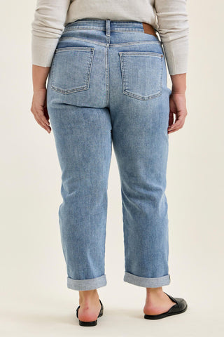 Judy Blue Mid Rise Billie Cuffed Boyfriend Denim Jeans 82753