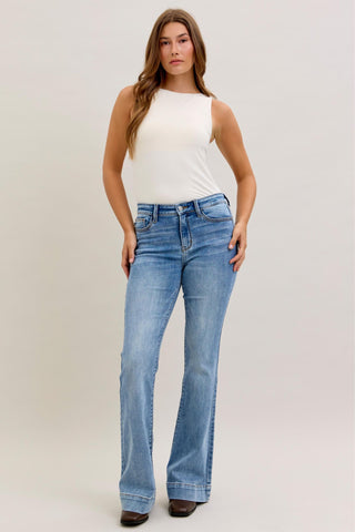 Judy Blue Mid Rise Flare Denim Jeans 82676